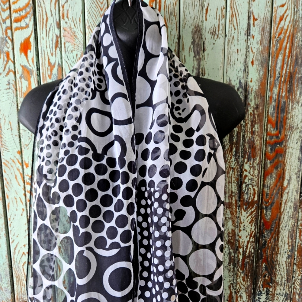 Vintage mod scarf